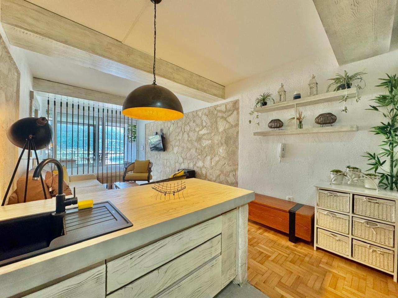 Sea View Studio Terminal Budva Eksteriør bilde